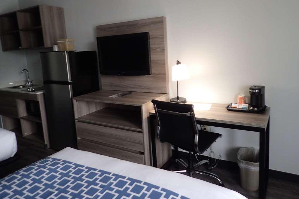 Suburban Studios Tysons Corner Вена Номер фото
