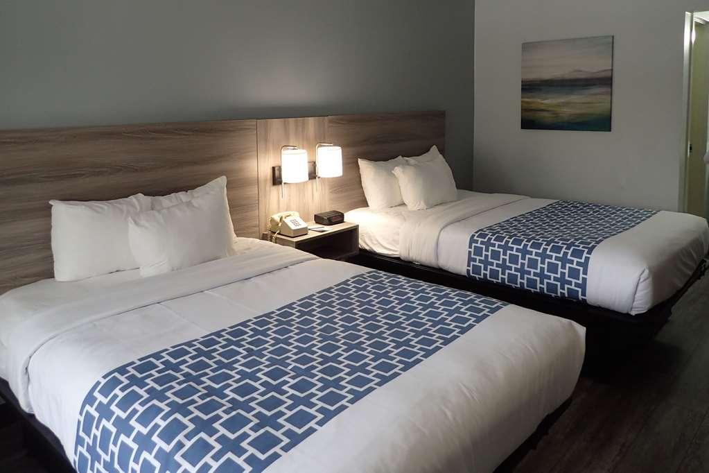 Suburban Studios Tysons Corner Вена Номер фото