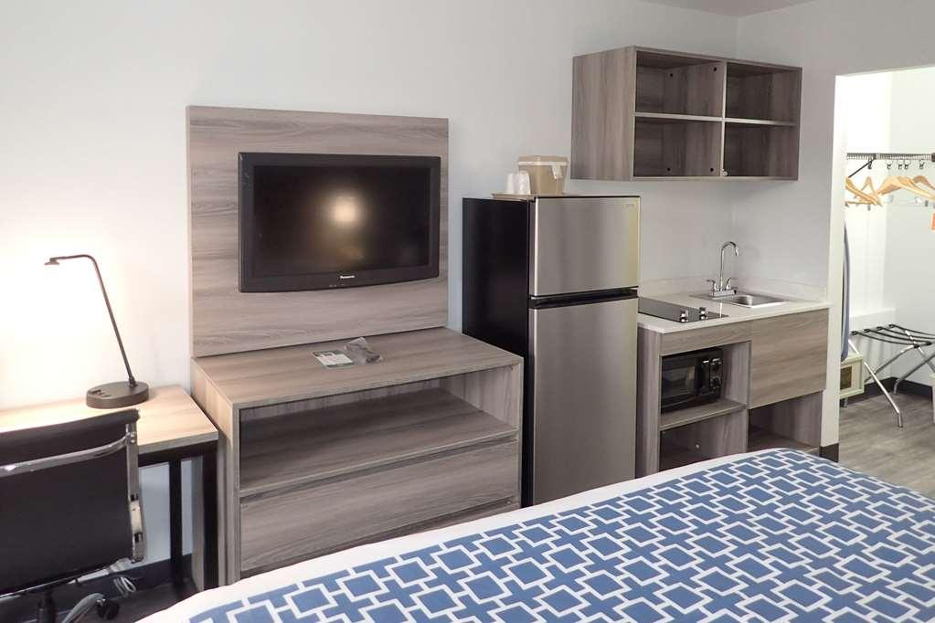 Suburban Studios Tysons Corner Вена Номер фото