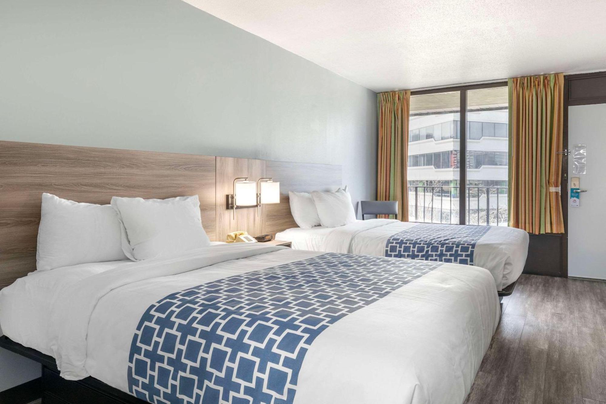 Suburban Studios Tysons Corner Вена Экстерьер фото