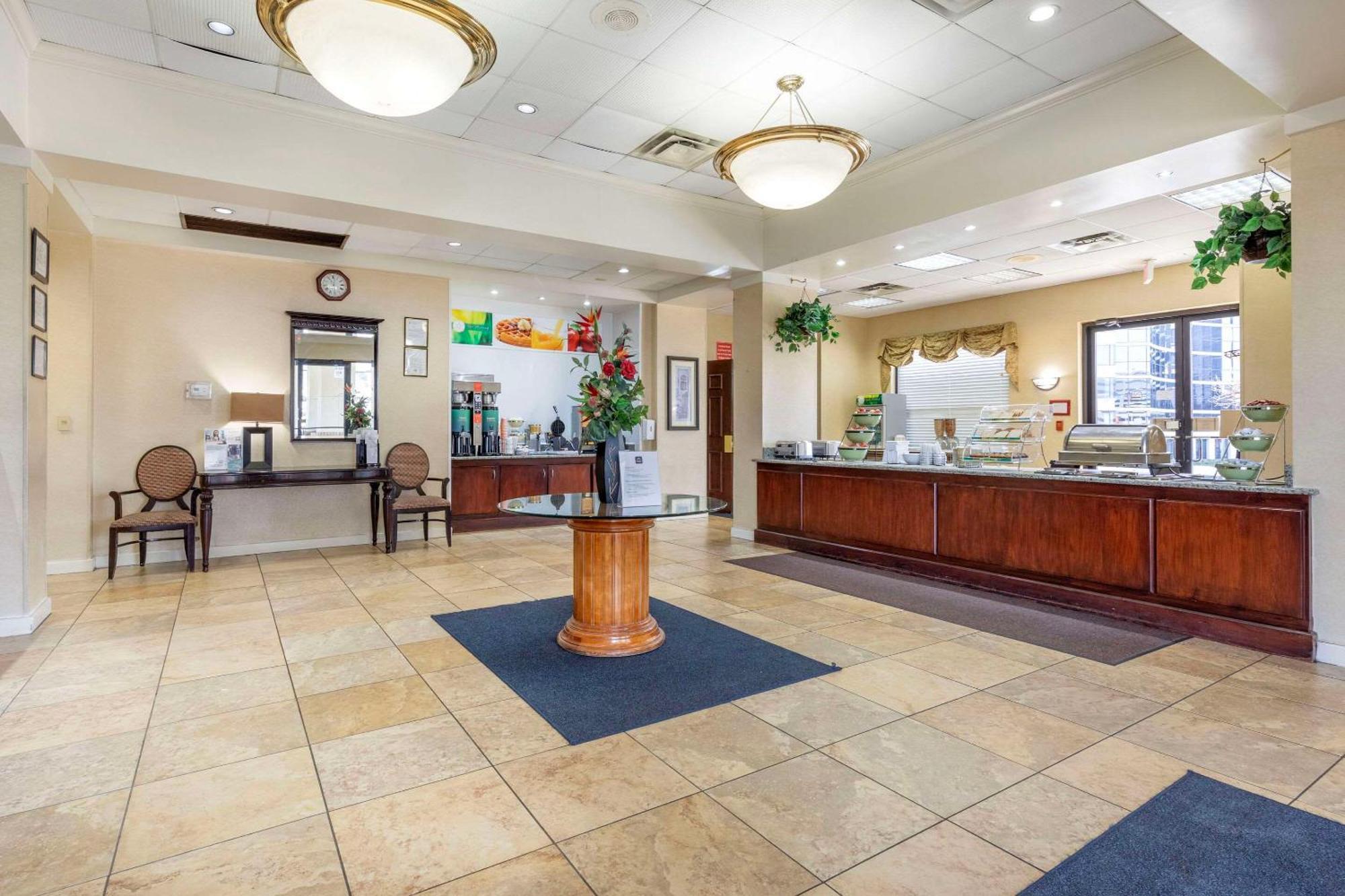 Suburban Studios Tysons Corner Вена Экстерьер фото